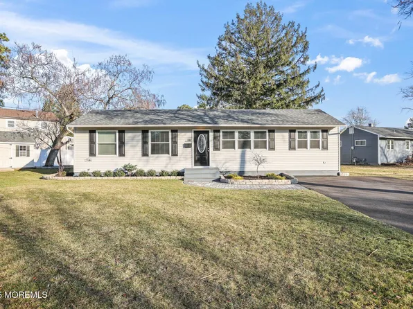 222 Elmwood Court, Brick, NJ 08723