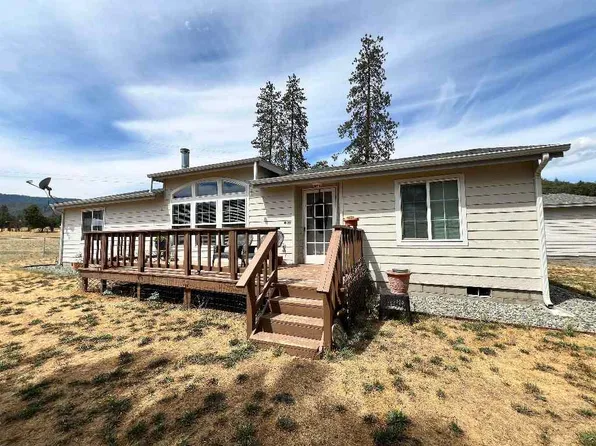 418 Walters Ln, Yreka, CA 96097