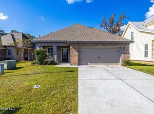 13249 River Bluff Dr, Diberville, MS 39540