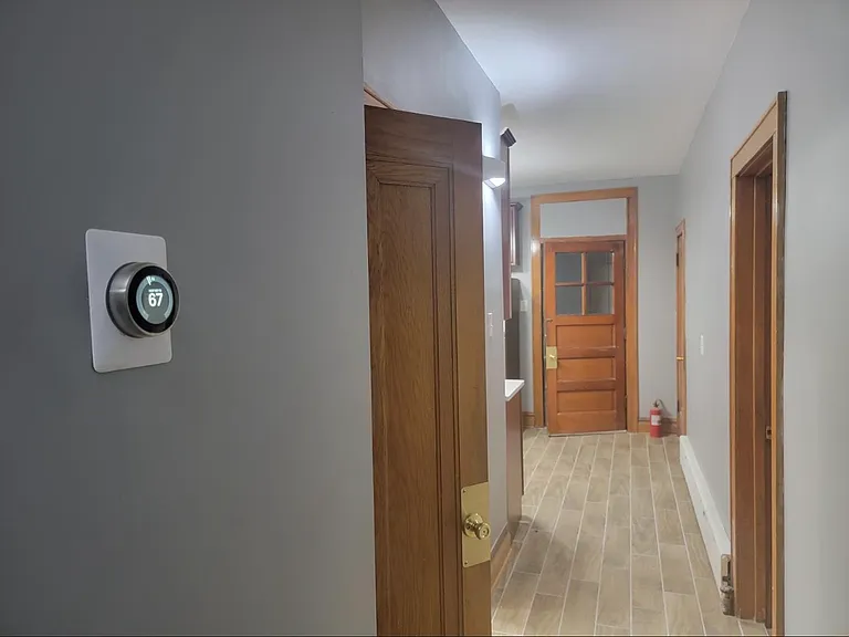 5246 W School St #1 — Photo 12