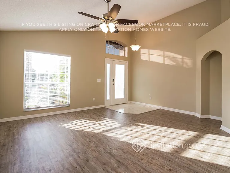 9413 Southern Garden Cir — Photo 4