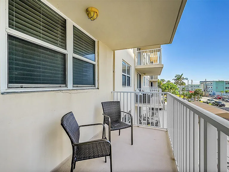1401 S Ocean Dr #304 — Photo 27