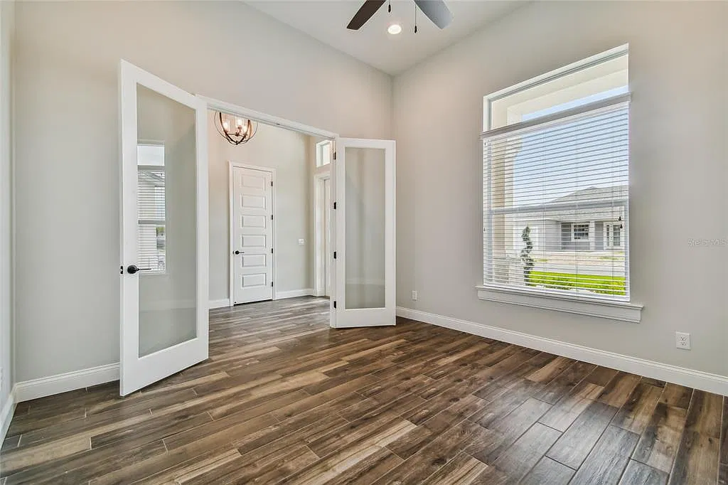 4 bed, 3.0 bath, 2621 sqft, $3,495 — Photo 3