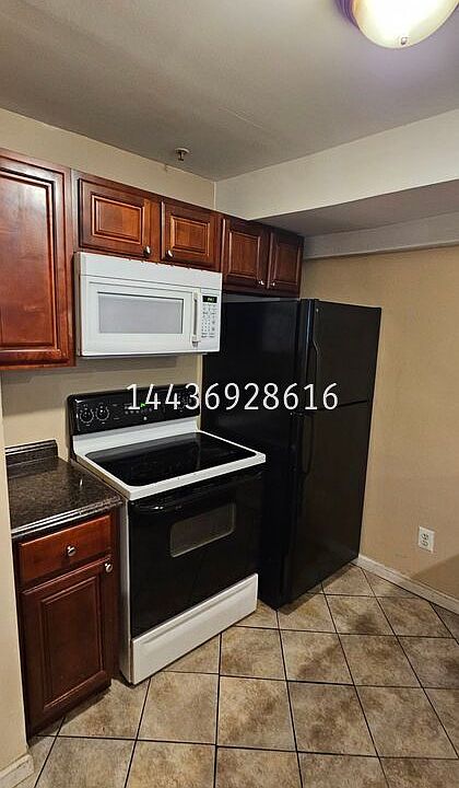 1st image of 219 E North Ave APT B