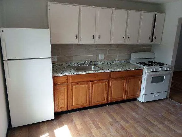 679-85 W Onondaga St #19 — Photo 8
