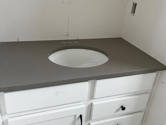3rd image of 210 Audrey Dr