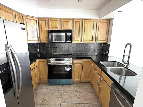 20335 N Country Club Dr #2210 Photo 1