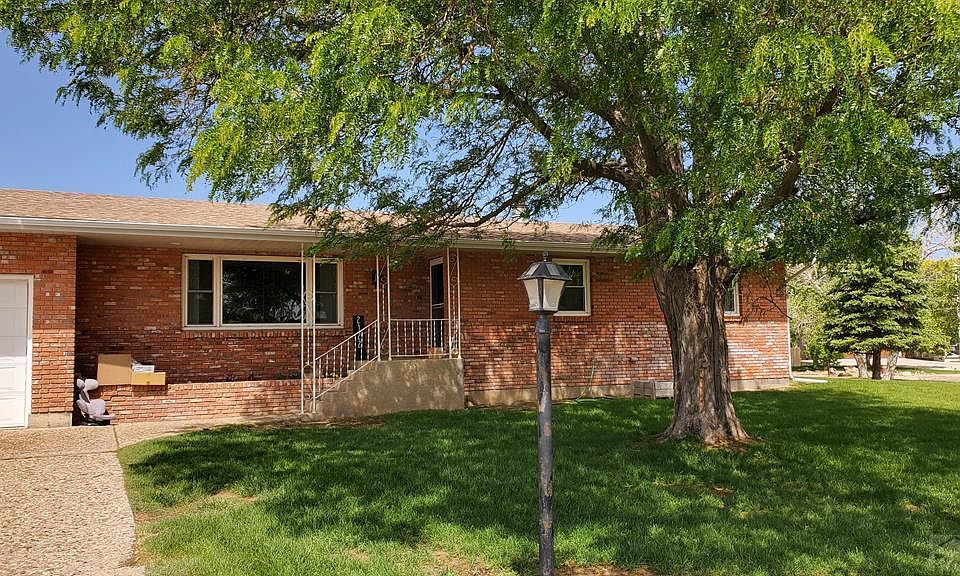 1st image of 2122 College Dr