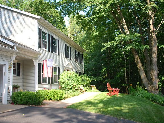 2nd image of 1818 Highwood Ln