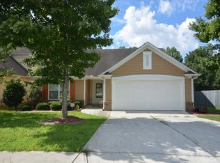195 Laurelton Cir, Lawrenceville, GA 30044