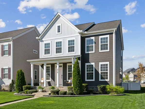 312 Boxelder Dr, Stafford, VA 22554