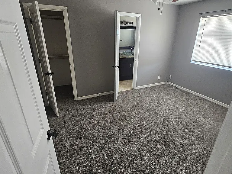 6838 E Edgemont Ave — Photo 15