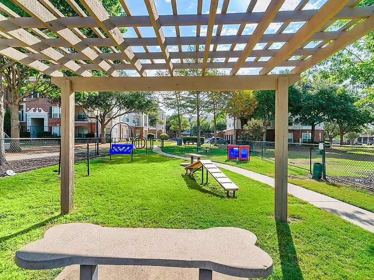 Cortland West Plano — Photo 31