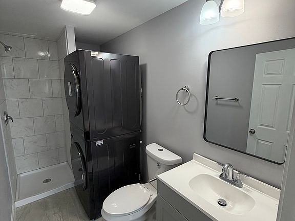 5th image of 61 Providence St #2