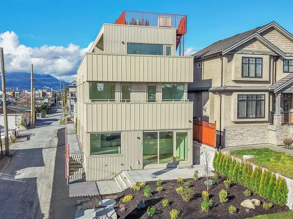 2915 E 5th Ave #1, Vancouver, BC V5M 1N6