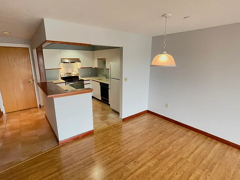 2001 Marina Dr #415W — Photo 5
