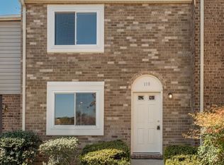 118 Hatenback Ct UNIT 246, Sterling, VA 20164