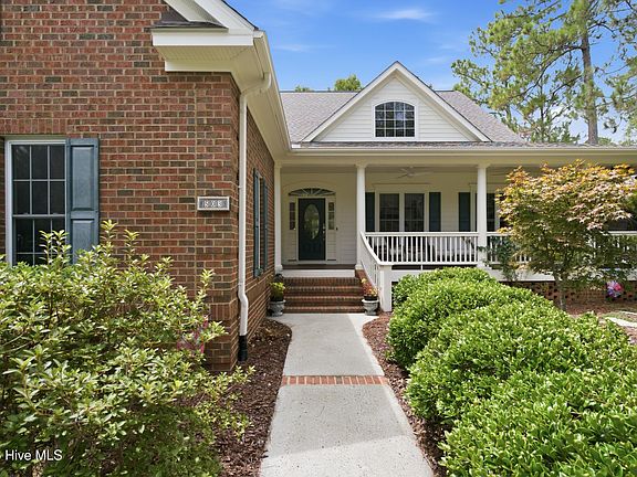3rd image of 503 Riverwood Drive SE