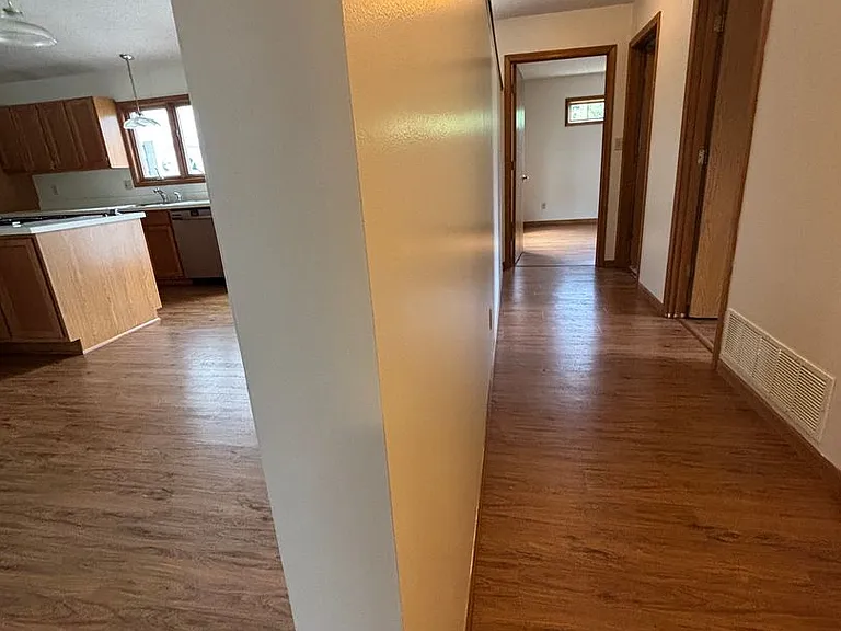300 Dover Dr — Photo 17