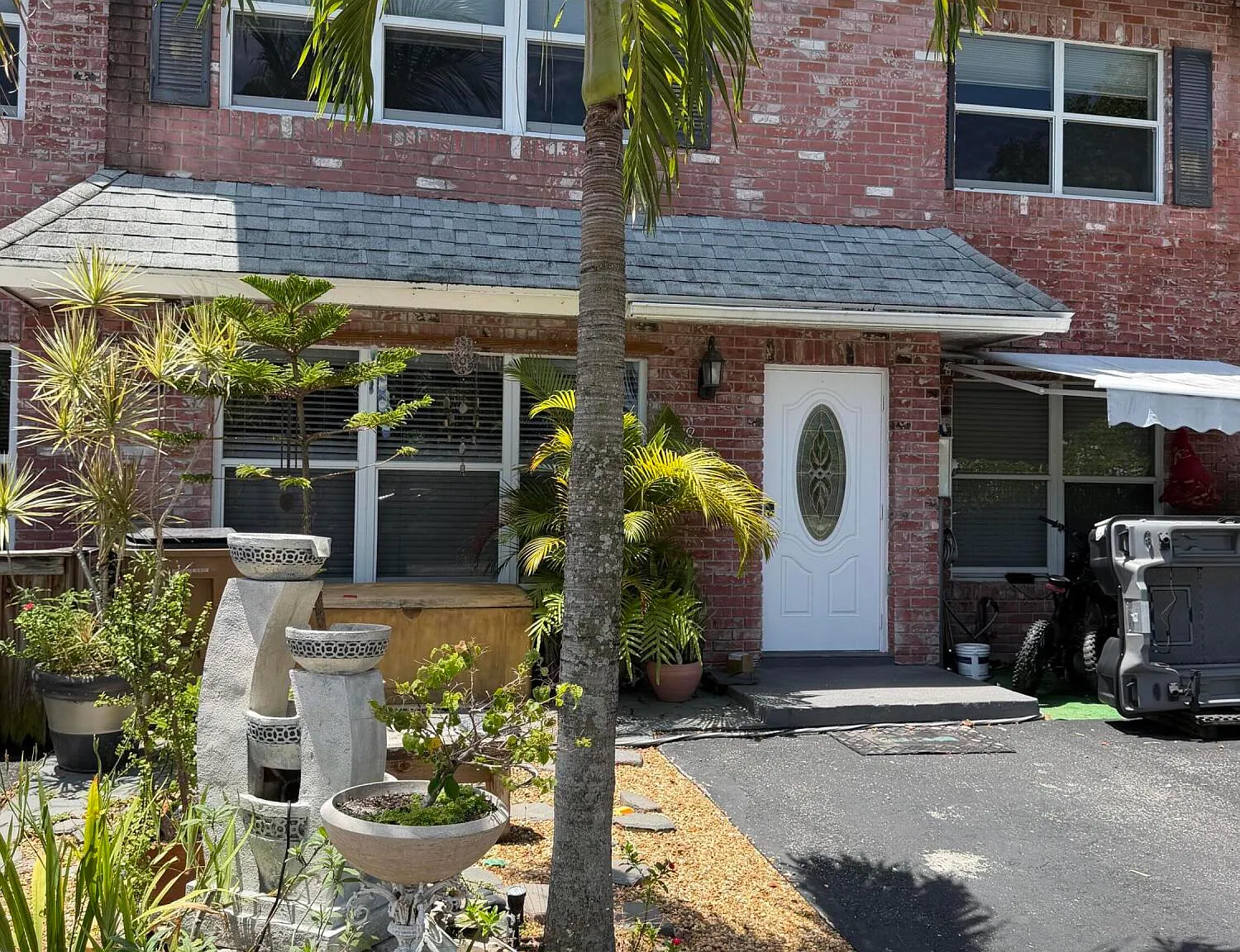 2 bed, 3.0 bath, 1416 sqft, $2,490 — Photo 1