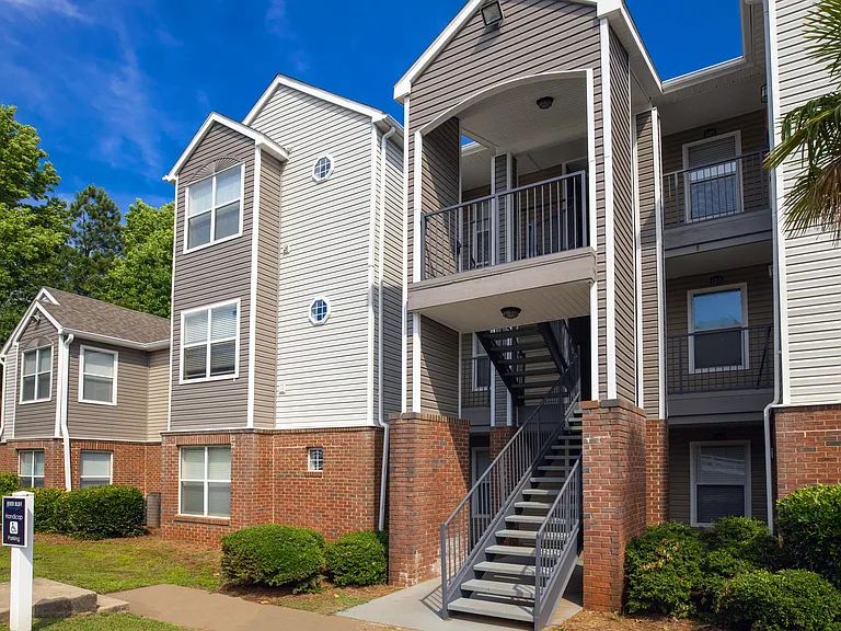Enjoy our freshly painted buildings and lush landscaping that complements the community's beauty.