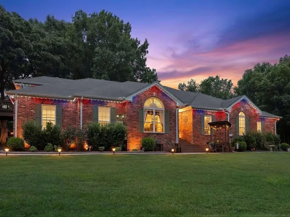 960 Stones River Rd, La Vergne, TN 37086