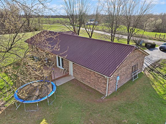 4th image of 2170 Woodrum Ridge Rd