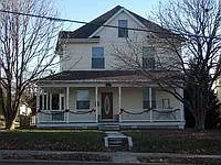 900 Centreville Ave photo 1