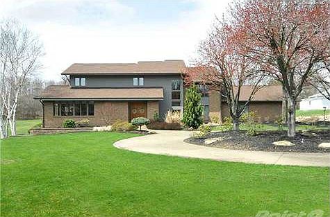 3 Bonnieview Drive