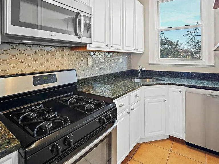 4120 14th St NW #27 — Photo 9