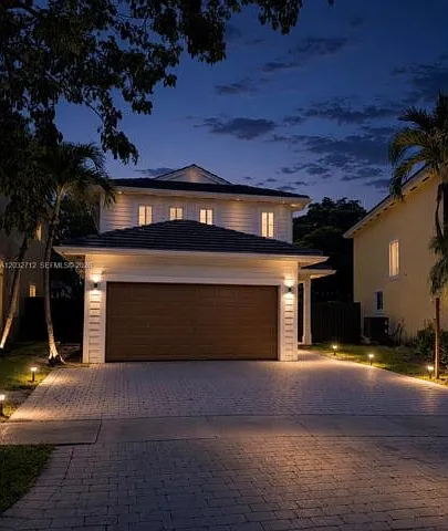 5 bed, 3.0 bath, 2170 sqft, $4,100 — Photo 2