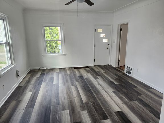 2nd image of 732 Dover Pl
