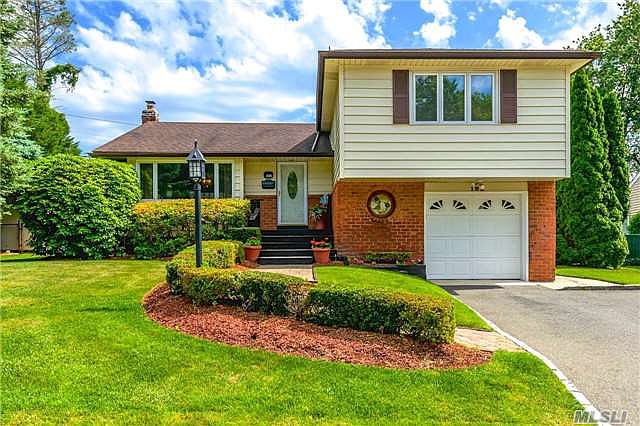1st image of 182 Radcliff Dr