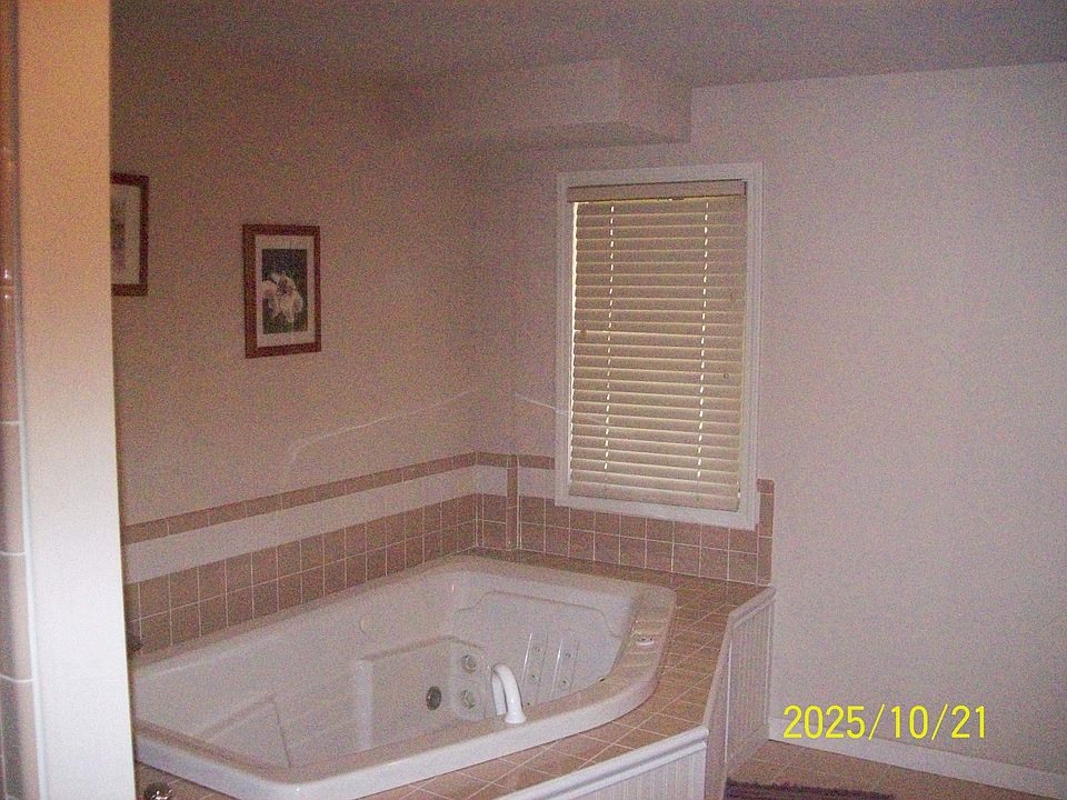 627 Old Farm Ln, photo 20