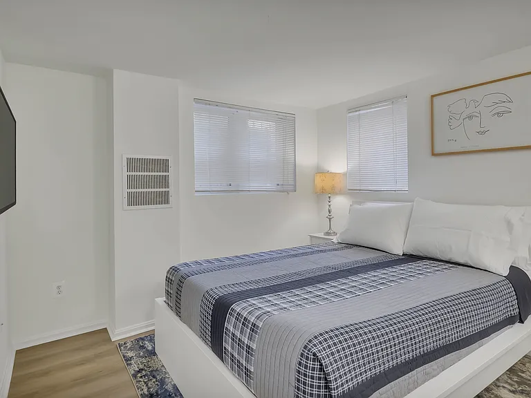 1905 S St NW #3 — Photo 21
