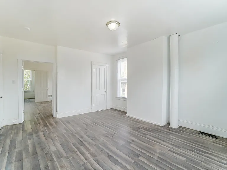 1768 Williams Ave — Photo 28