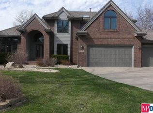 16708 L St, Omaha, NE 68135