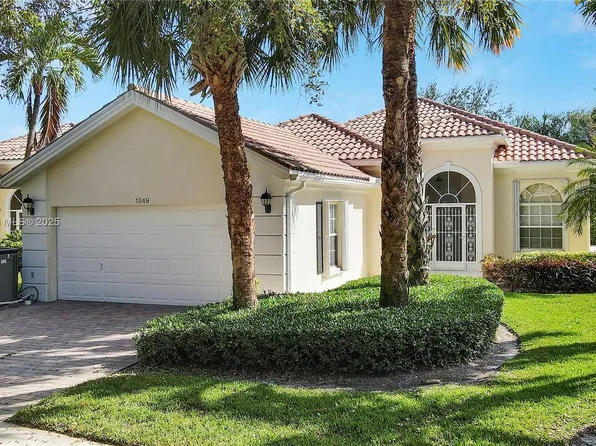 1349 Saint Lawrence Dr, Palm Beach Gardens, FL 33410