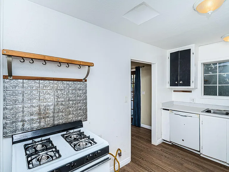2559 Tuberose St — Photo 26
