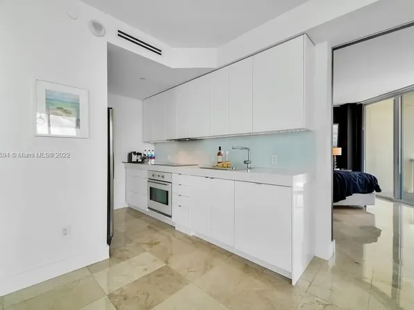 7330 Ocean Ter, Miami Beach, FL