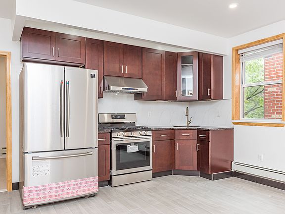 2nd image of 25-13 34th Ave #2