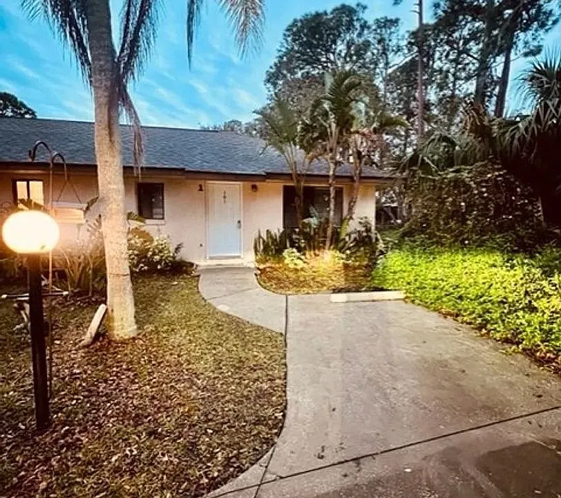 4955 Orange Blvd #106