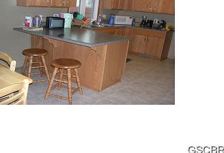 2nd image of 4 Sycamore St