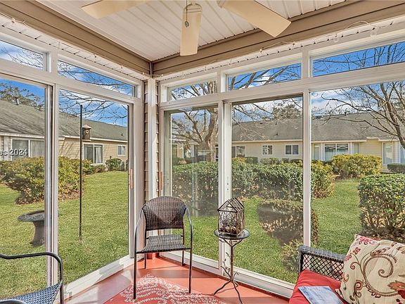 5th image of 39 Huquenin Ln