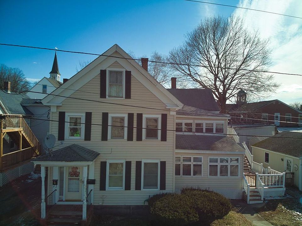 2nd image of 17 Pleasant St