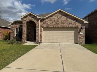 7914 Brooks Crossing Dr, Baytown, TX 77523