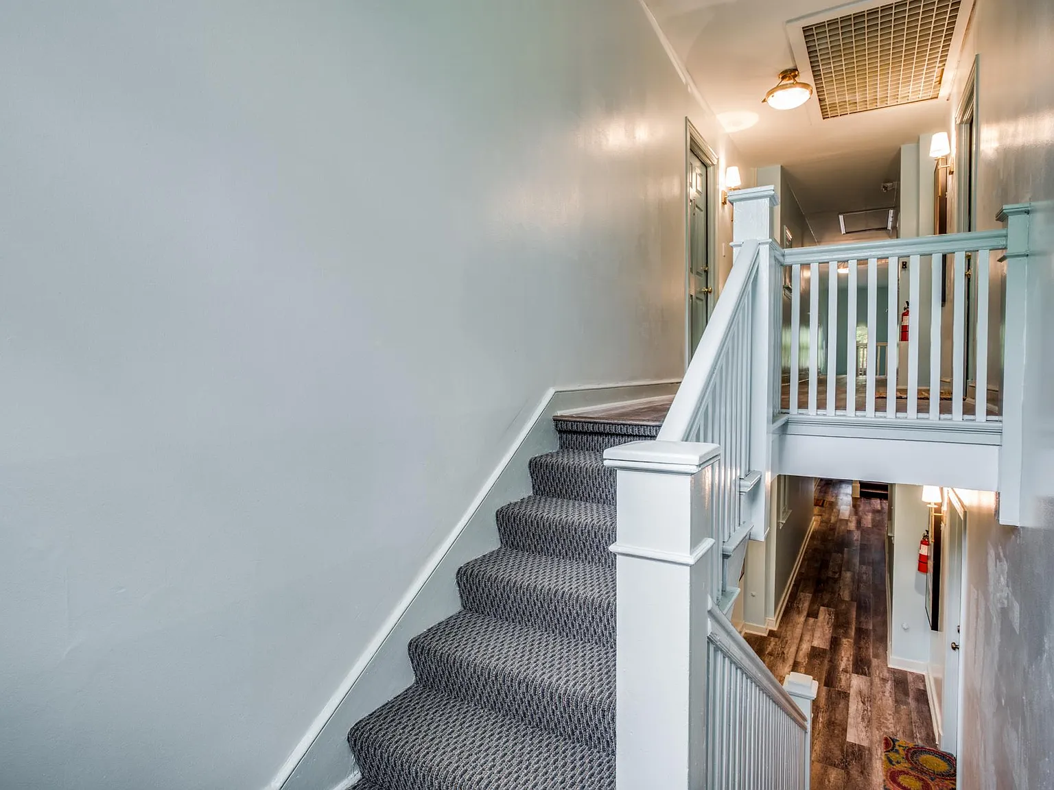 1 bed, 720 sqft, $1,325 — Photo 3