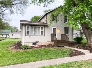 207 Jefferson St, Ridott, IL 61067