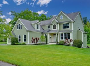 6 Juniper Hill Rd, Boylston, MA 01505