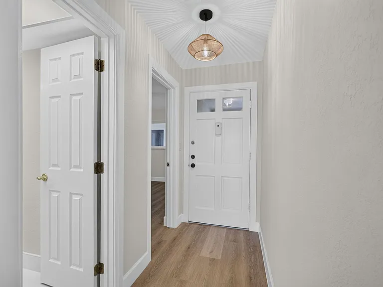 52 Yacht Club Dr #305 — Photo 10